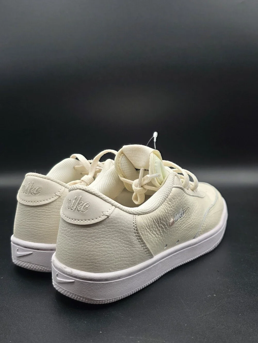 Nike Wmns CourtVintage PRM BeigeWhite WomenCasual Lifestyle Shoes